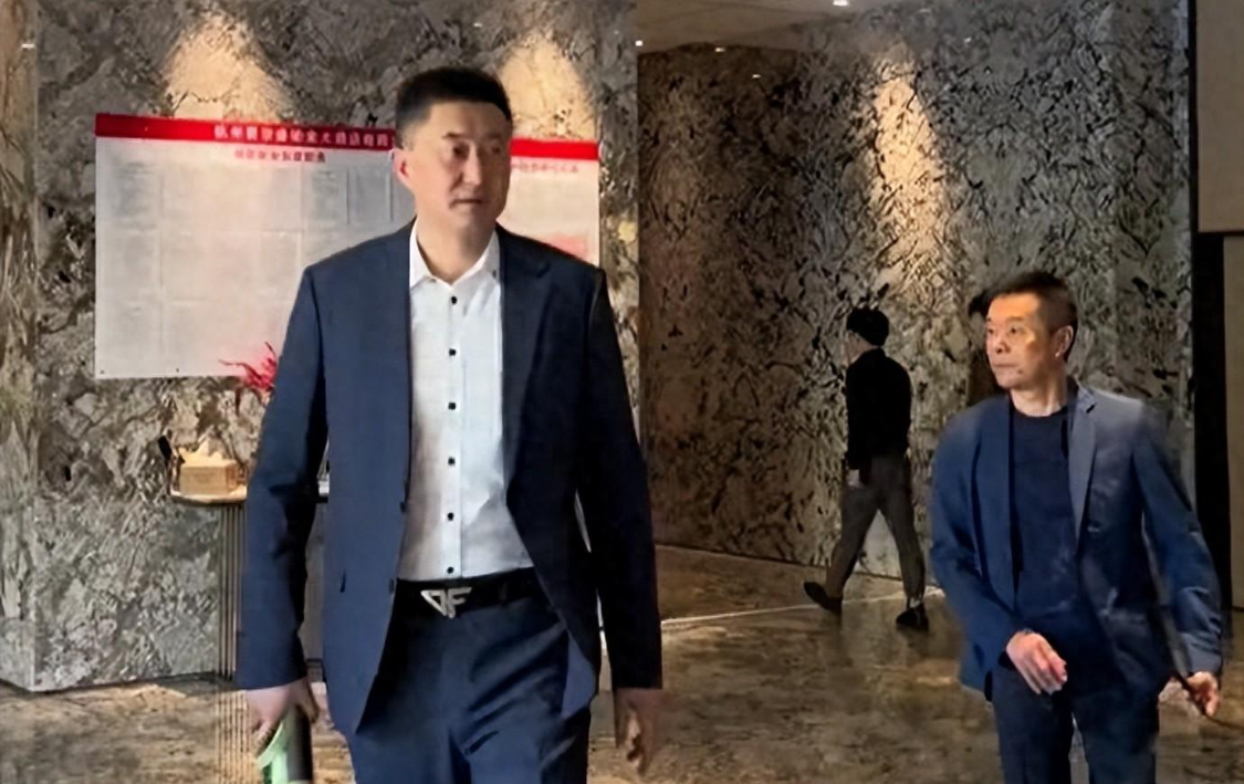 188金宝博体育官方入口-广东战前3大消息！杜锋被约谈，萨林杰留队反转太意外